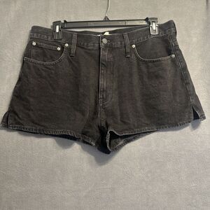 Madewell The Mom Jean Short Short High Rise‎ Size 33 Black Denim Jorts 2.5"